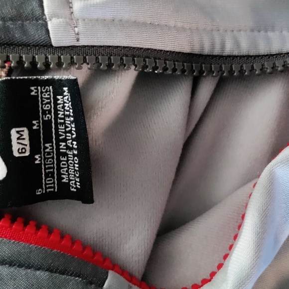 Bundle of 3 Jordan, Adidas, Nike boys zipper jackets size 4-5 - Picture 7 of 13